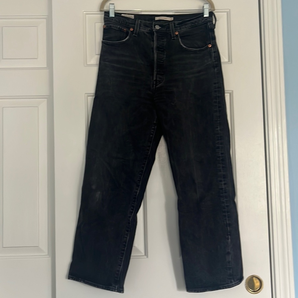 Levi’s rib cage straight black jeans